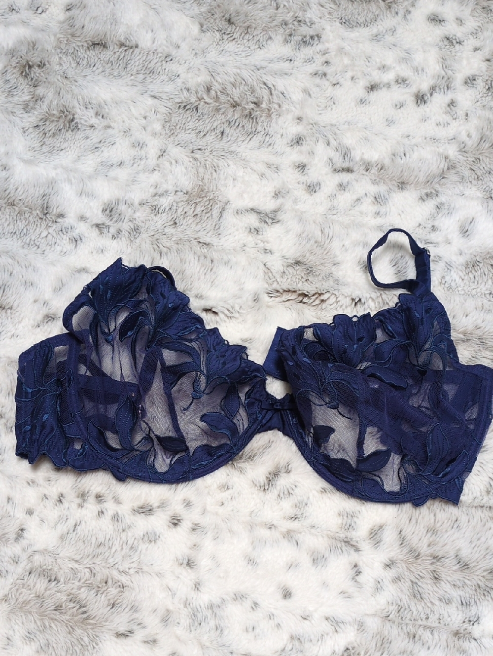 $15 MOVING SALE! Fleur du Mal Navy Sheer Floral Embroidered Underwire Bra